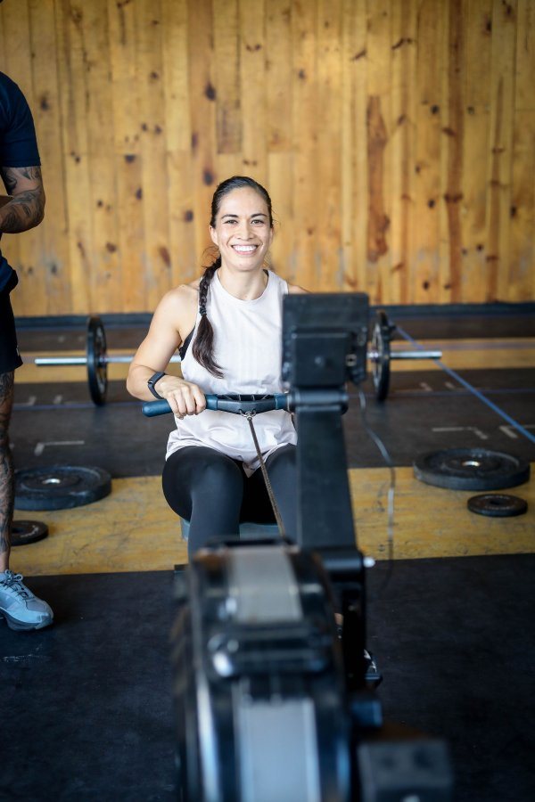 La Dra. Lili Padilla entrenando en remo